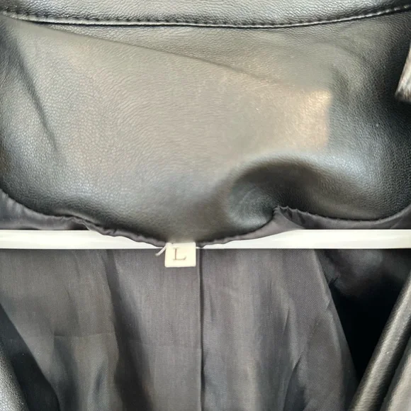 Leather Jacket - Picture 7 of 7